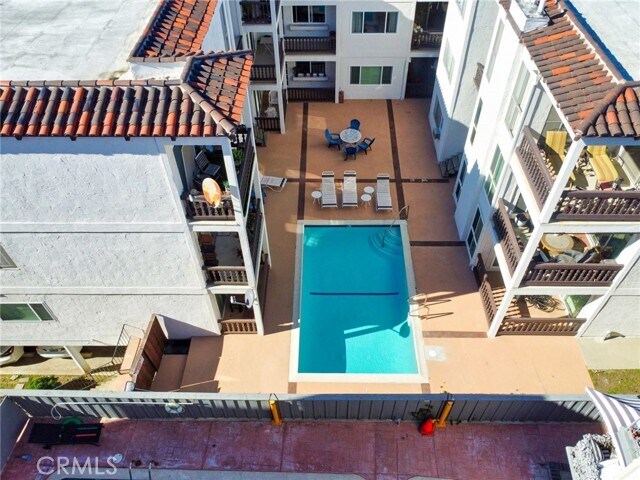 Foto del edificio - 6124 Buckingham Pkwy