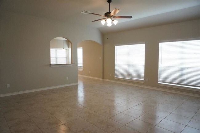 Building Photo - 3635 Diamond Creek Dr