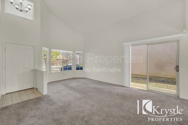 Foto del edificio - 267 Quartz Ln