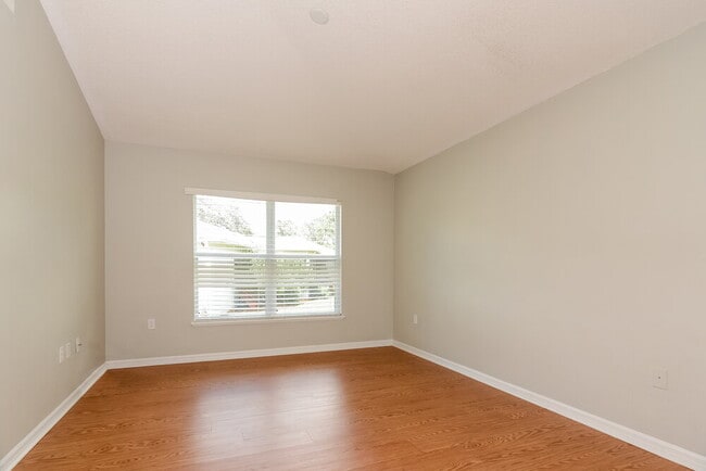 Building Photo - 4088 Everett Ave