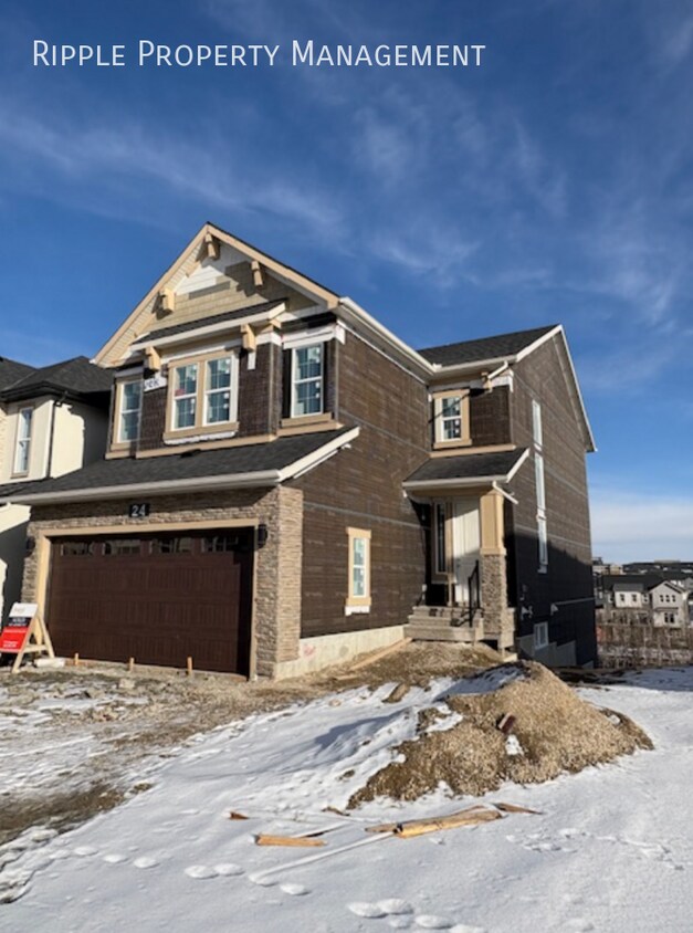 Photo du bâtiment - COMING SOON: Brand New, 4 Beds/3 Baths, Single Family House | Available April 1st