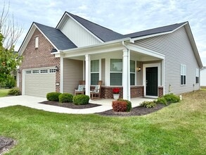 Building Photo - 4879 Larkspur Dr