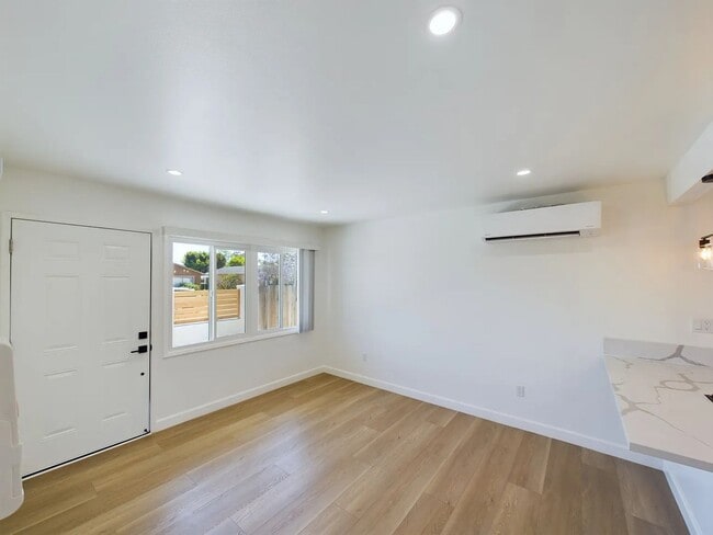 Building Photo - 3252-3254 Jemez Dr