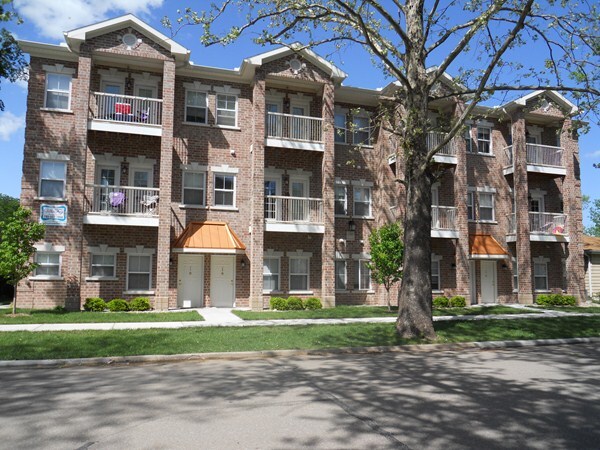 Exterior of the building - 1210 Bertrand St