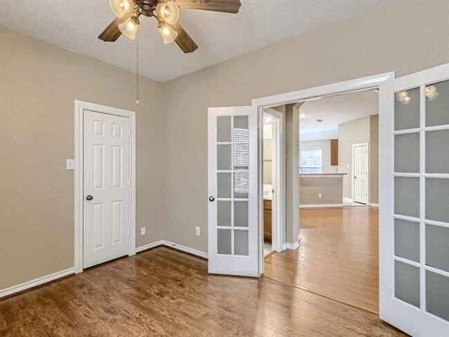 Building Photo - 26122 Bent Meadow Ct