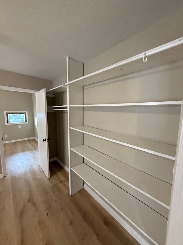 Foto del edificio - 1108 Railroad St