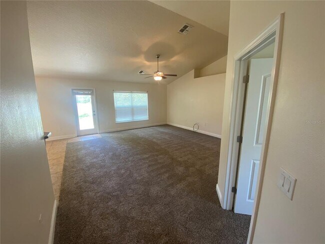 Building Photo - 2201 Angel Fish Loop