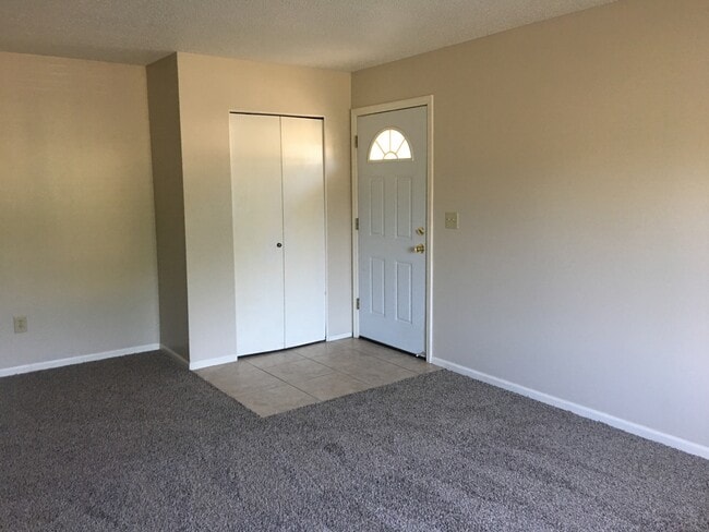 Building Photo - 8145 N Stoddard Cir