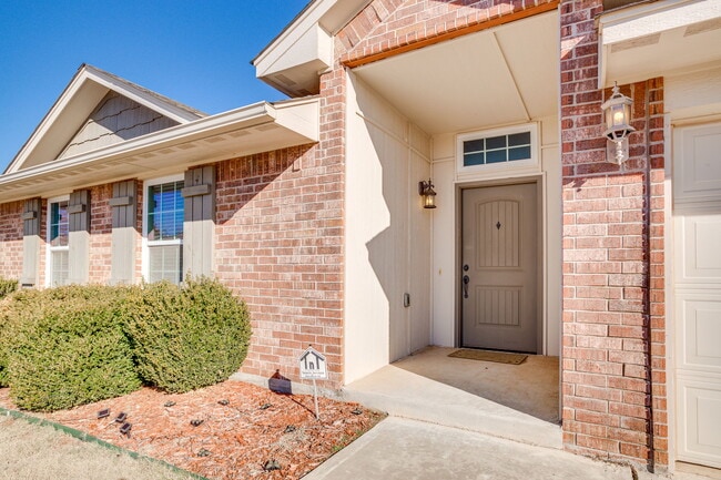 Foto del edificio - 1308 Heathrow Way