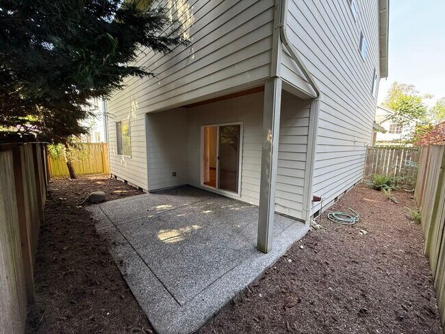 Foto del edificio - 16120 120th Ave NE