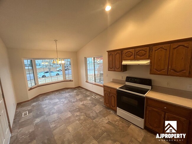 Foto del edificio - 1400 E Northstar Ln