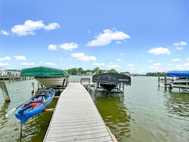 Foto del edificio - 4722 West Arm Rd