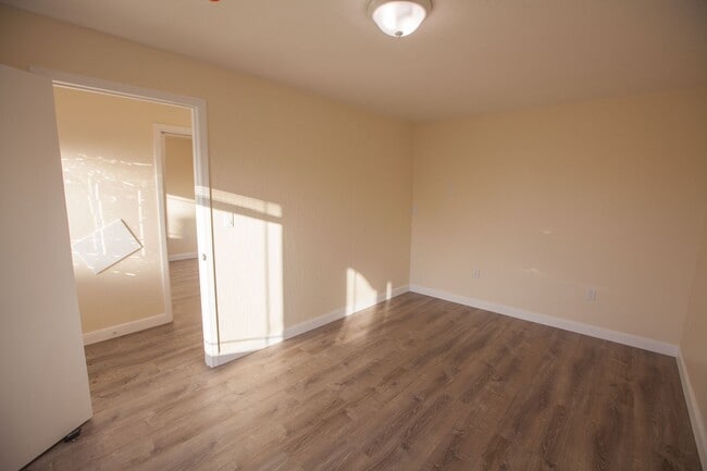 Foto del edificio - 165-167 Miriam St