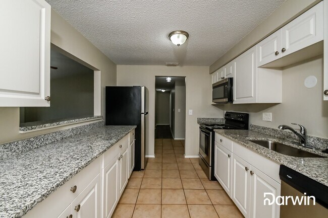 Building Photo - 6607 36th Ave Dr W, Bradenton, FL 34209
