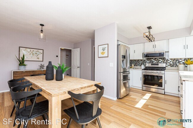 Building Photo - 3 br, 2.5 bath House - 112 Bella Vista Ave.