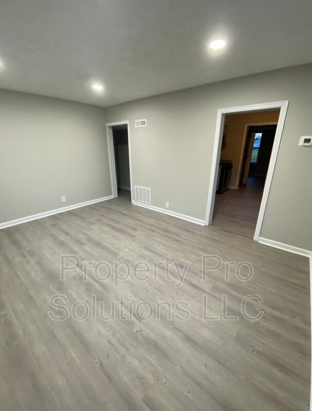 Building Photo - 29 Liberty St