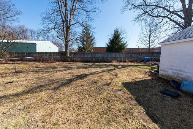 Foto del edificio - ANDERSON TWP- Cozy and clean 3 bed 2 bath ...