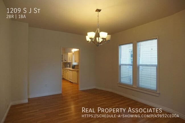 Building Photo - 1209 S J St