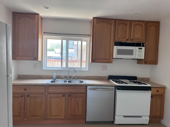 Building Photo - 14520 Killion St