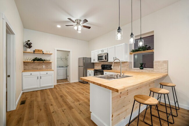 Foto del edificio - 1012 9th Ave