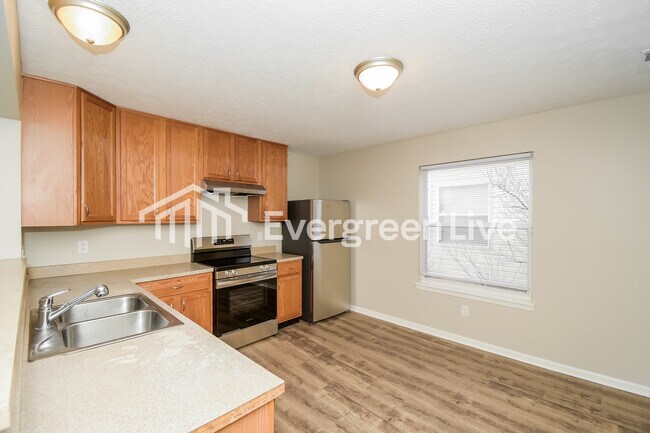 Building Photo - 5654 Congressional Pl