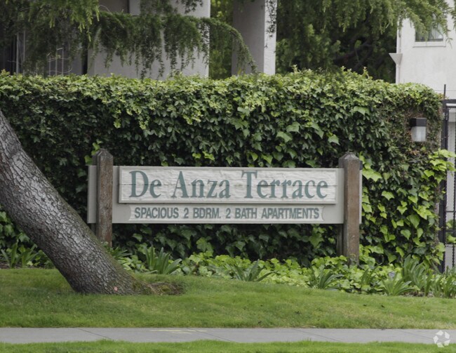 Foto del edificio - Deanza Terrace