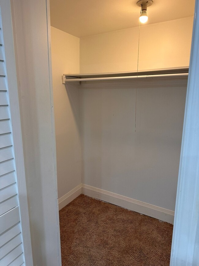 Storage - 7 Empson Crt