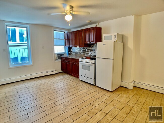 Foto del edificio - 2 Bedroom Apartment on 2nd Ave in Kips Bay