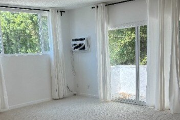 Foto del edificio - 6315 Primrose Ave
