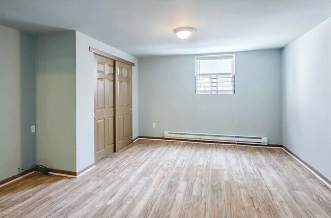 Foto del edificio - Wayne Ave 4937