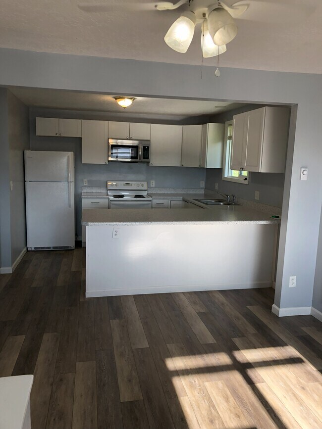 Foto del edificio - 1041 Redwood St