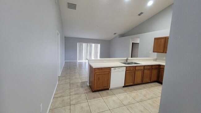 Foto del edificio - Beautiful 3 bedroom 2 bath home