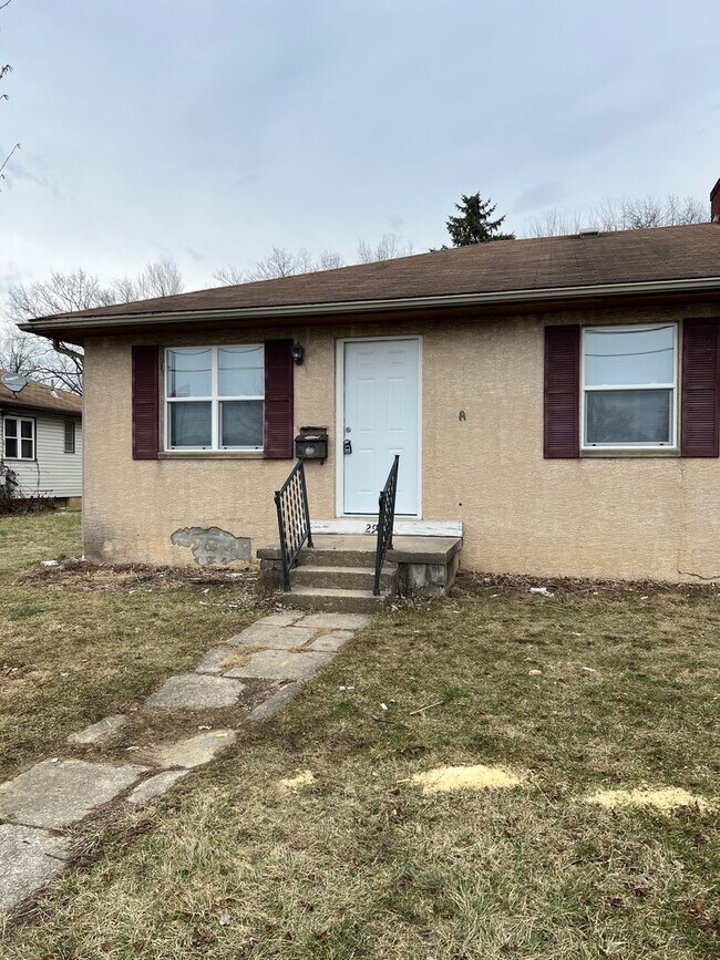 Building Photo - 2978-2980 Reis Avenue