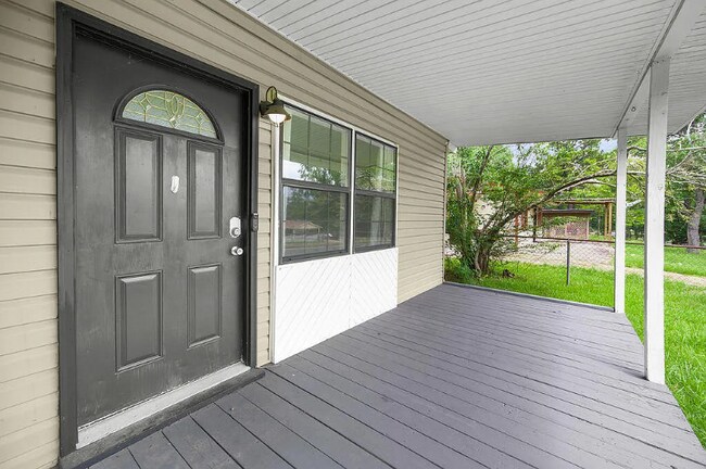 Foto del edificio - 1112 Anderson Dr