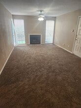Building Photo - 12500 Sandpiper Dr