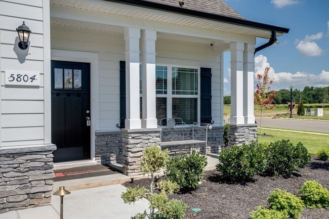 Foto del edificio - 119 Millet St