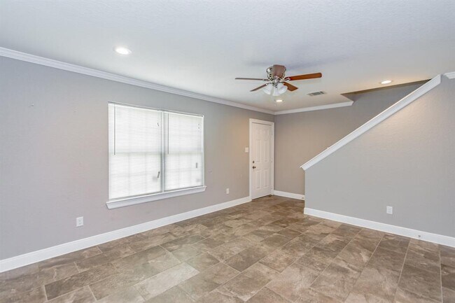 Foto del edificio - 1054 Willow Oaks Cir