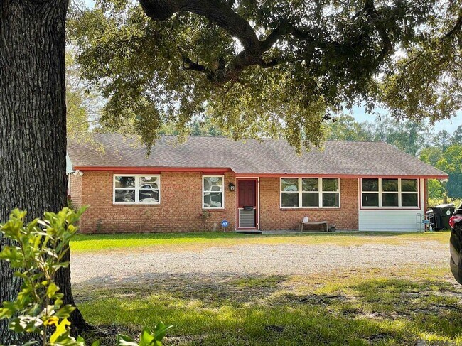 Foto del edificio - 12601 Patterson Rd