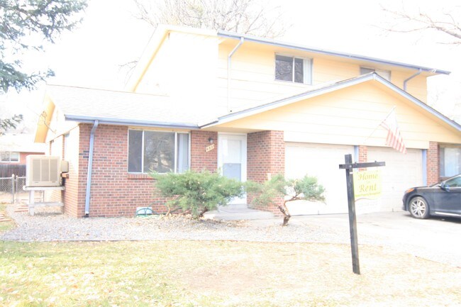 Foto del edificio - 4831 Field Ct
