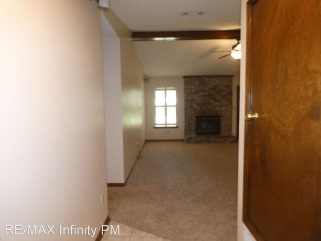 Building Photo - 3 br, 2 bath House - 4637 Heatherwood Way