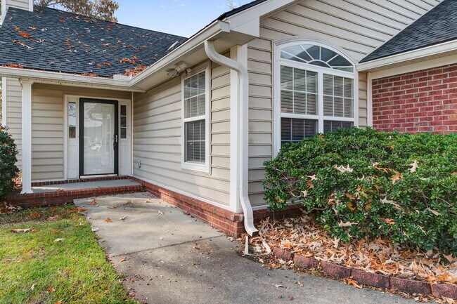 Foto del edificio - 7856 High Maple Cir