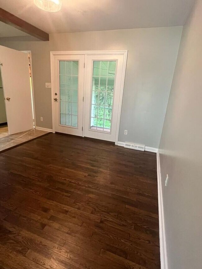 Foto del edificio - East Asheville Rental
