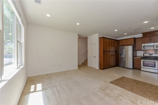 Building Photo - 802 El Paseo