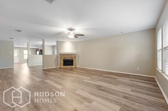 Foto del edificio - NOW AVAILABLE! - 528 Blue Sage Dr, Fate, T...