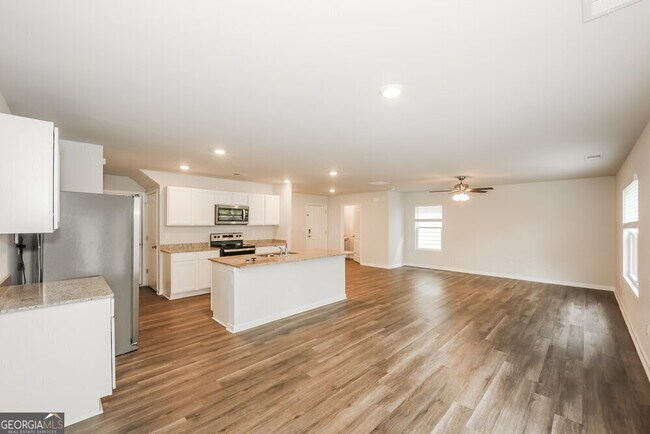 Foto del edificio - 4422 Sparrow Cir