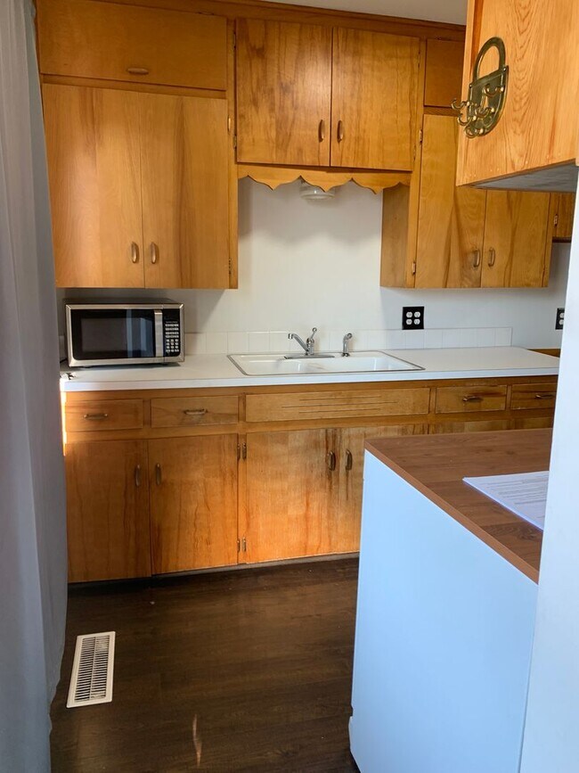 Foto del edificio - 1206 E Fortuna St