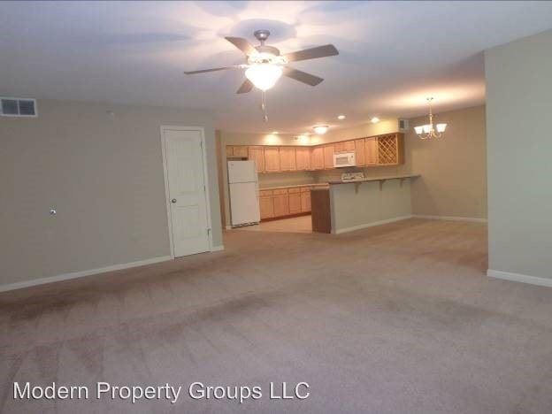 Building Photo - 1314 White Oak Ln