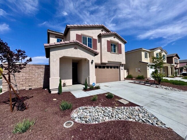 Foto del edificio - Newly built 4 bedroom Winchester home for ...