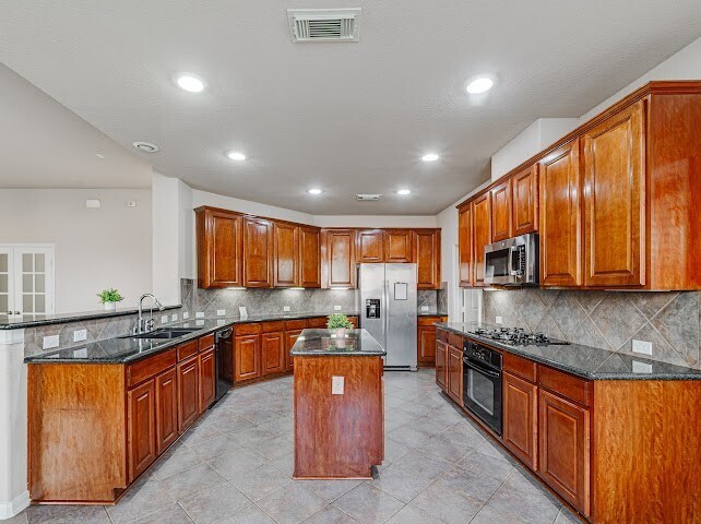 Foto del edificio - 7303 Enchanted Rock Ln