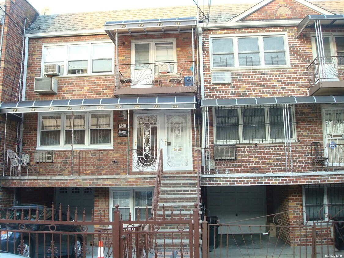 721 E 84th St Unit 1, Brooklyn, NY 11236 Room for Rent in Brooklyn, NY